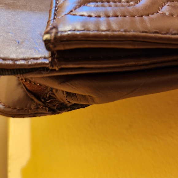 Matt and Natt cross body brown embossed purse. - Picture 7 of 7